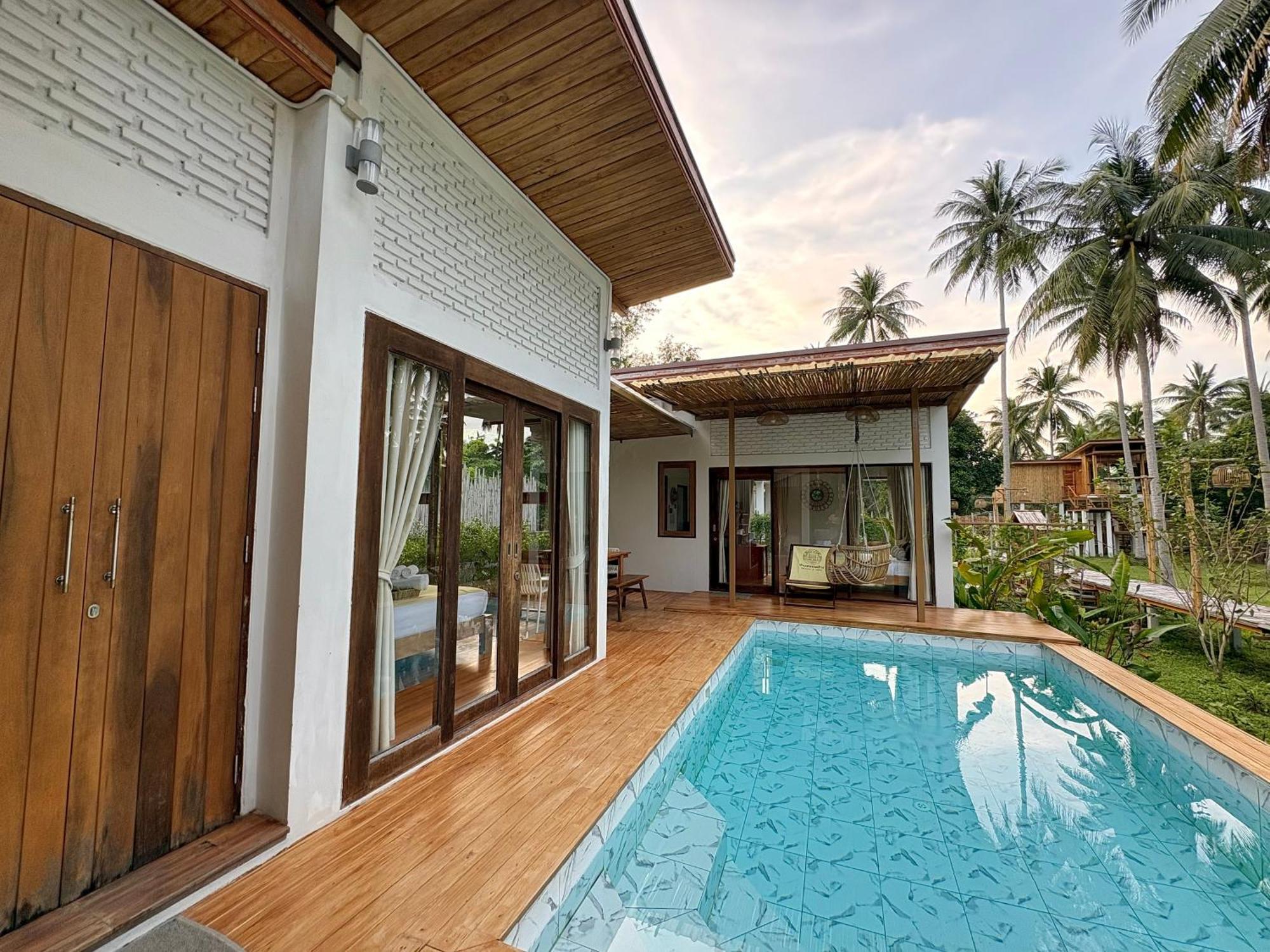 Villa บ้านพราวพร้าว Baan Proud Proud